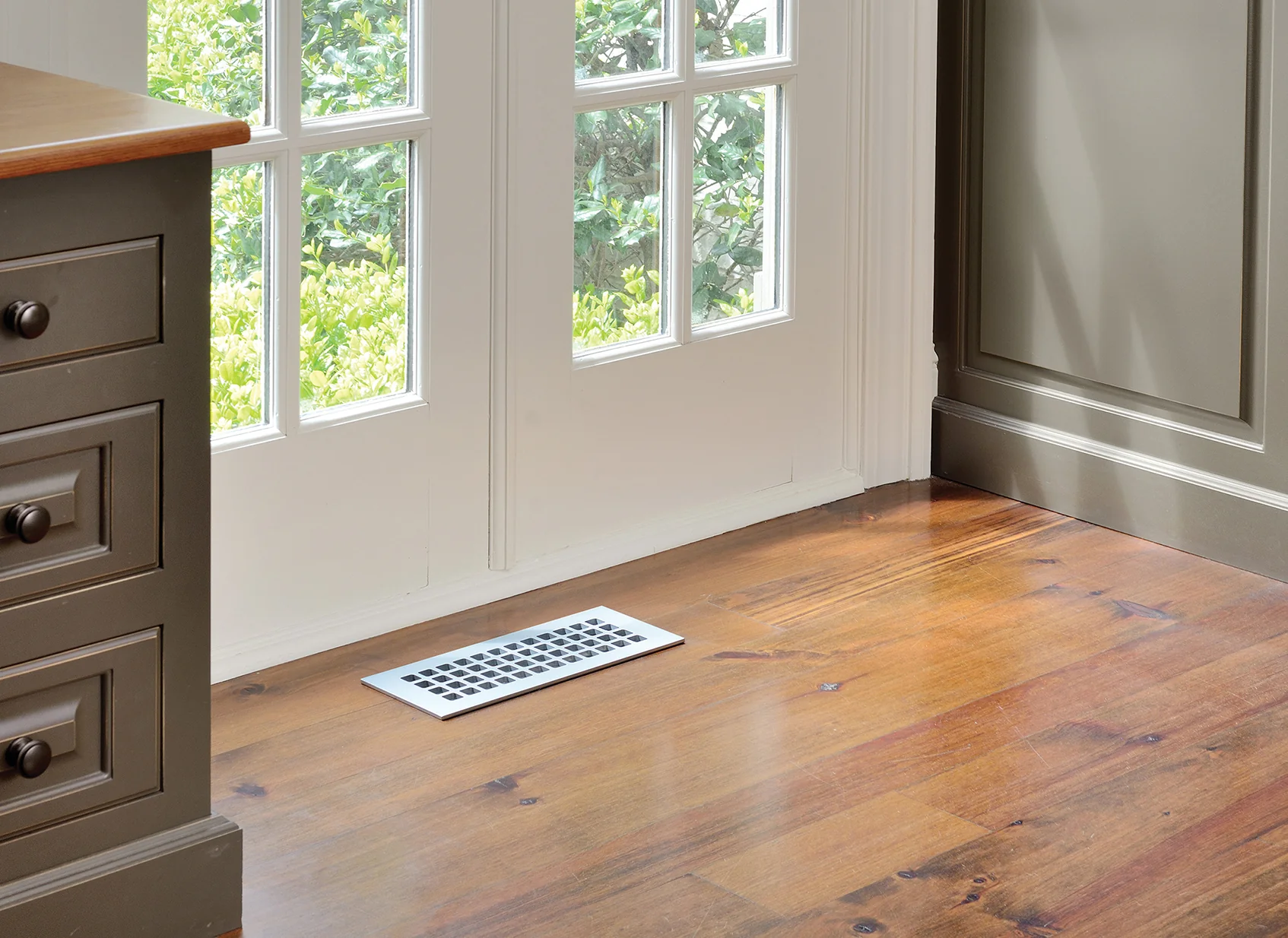 Square Metal Grille - Image 5